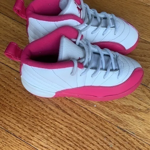 Air Jordan kid sneaker