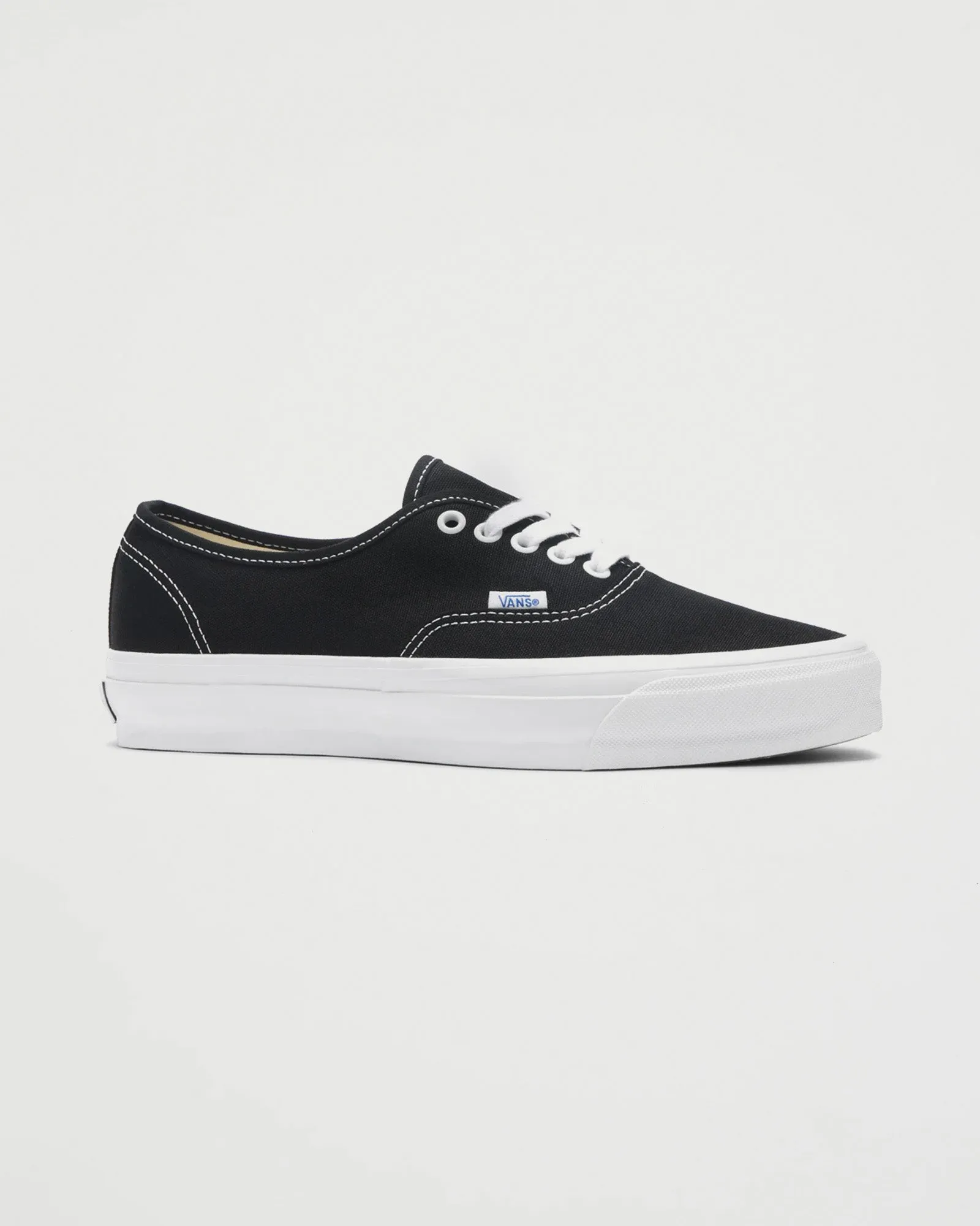 Authentic Reissue 44 LX Black/White