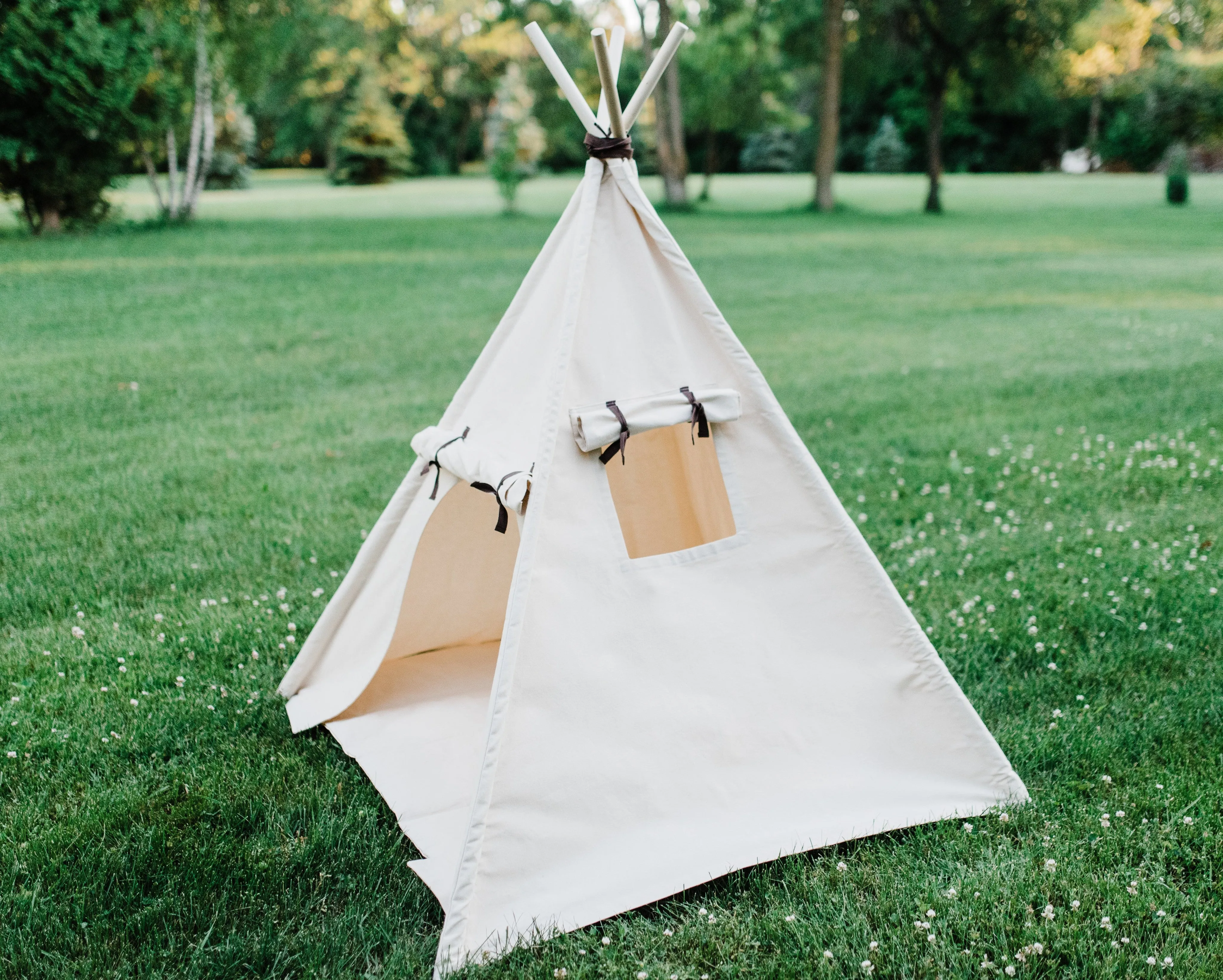 Canvas Kids Play Teepee Tent, Unique Roll Up Door, Includes window