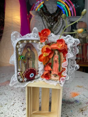 Canvas / little shrine Guadalupana