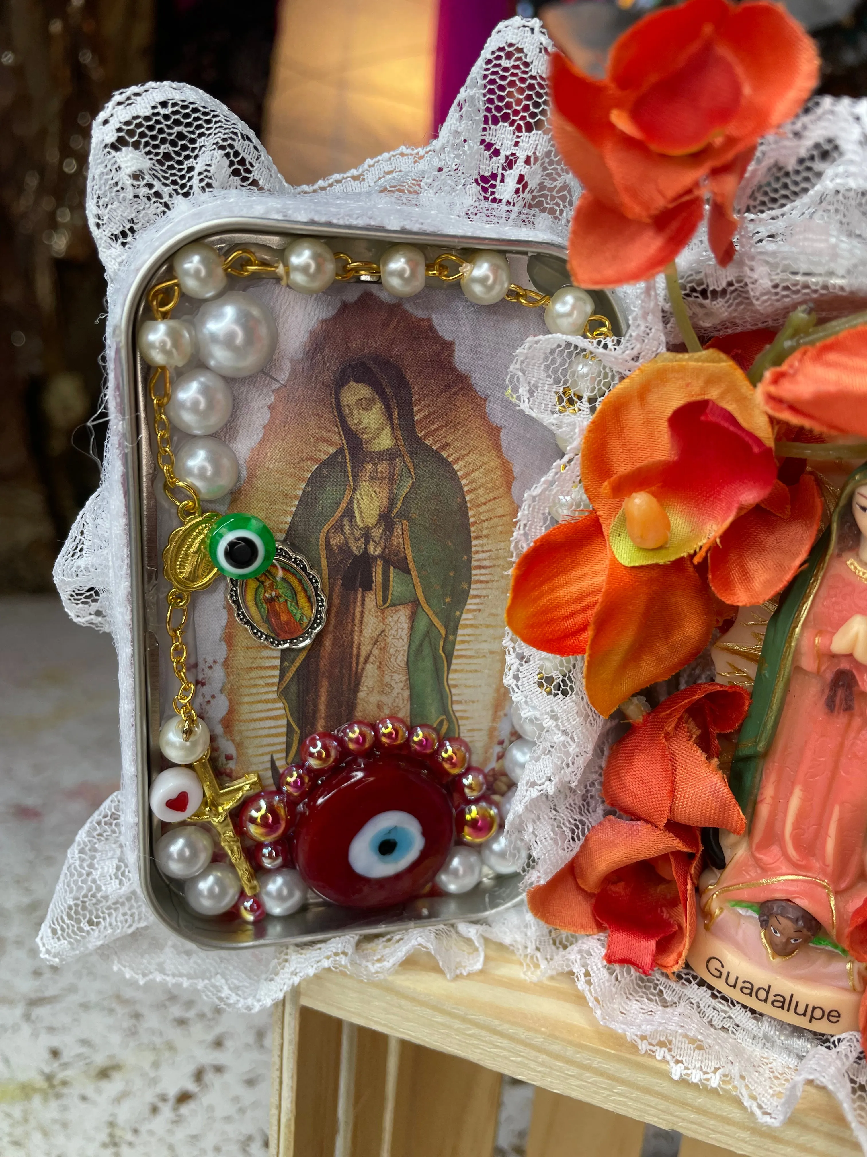 Canvas / little shrine Guadalupana