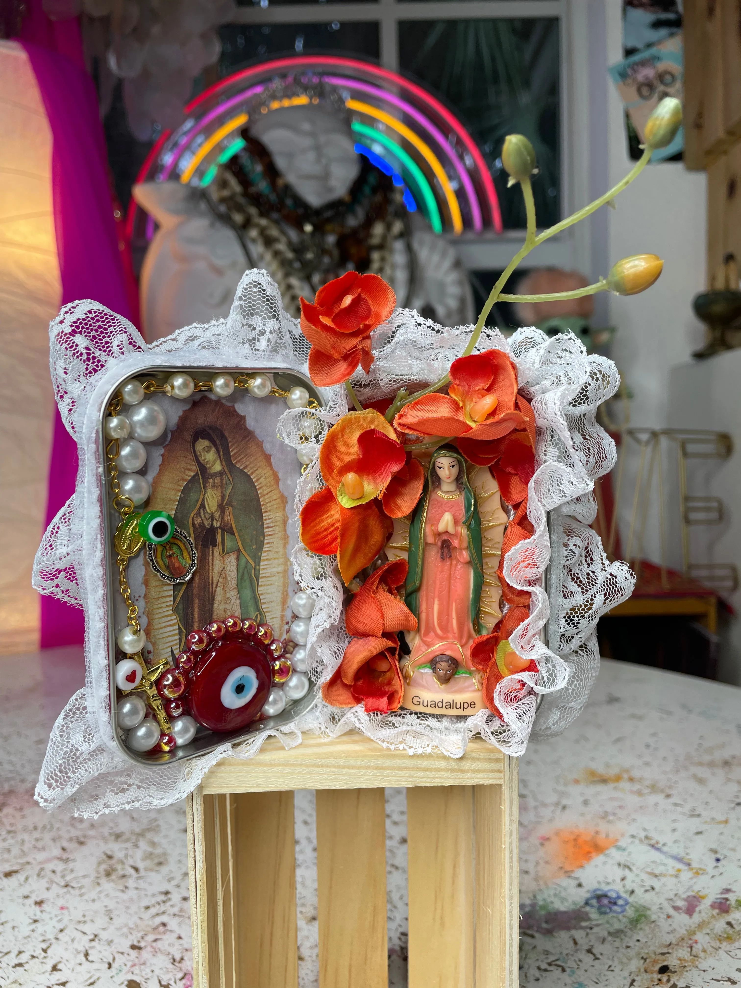 Canvas / little shrine Guadalupana