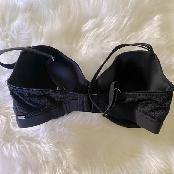 Chantelle Black T-Shirt Lace Back Bra in 32F