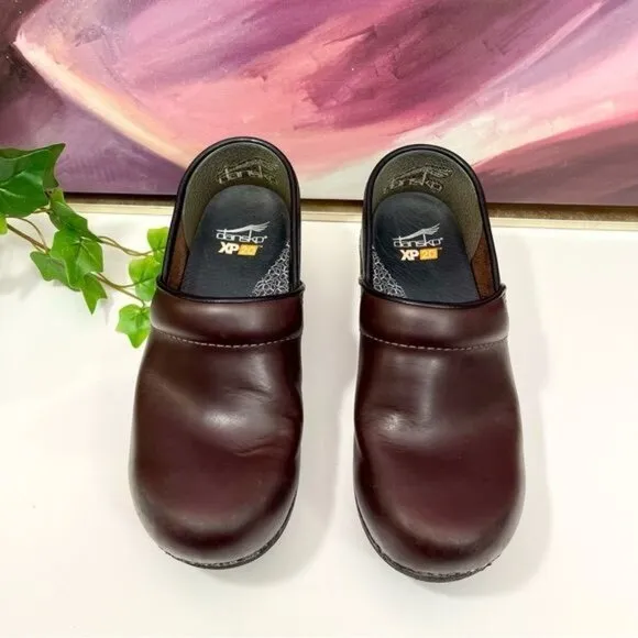Dansko Pro XP 2.0 Clog in Brown Size 37 / US 6.5 - 7
