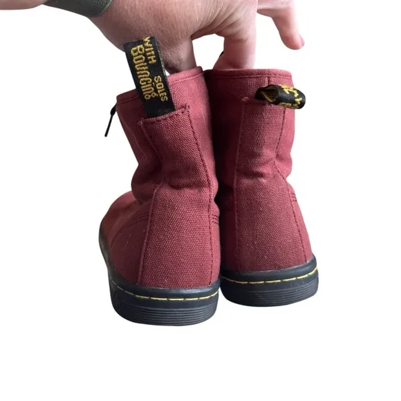 Dr. Martens - Shoreditch Canvas High Top Sneakers Sz 8