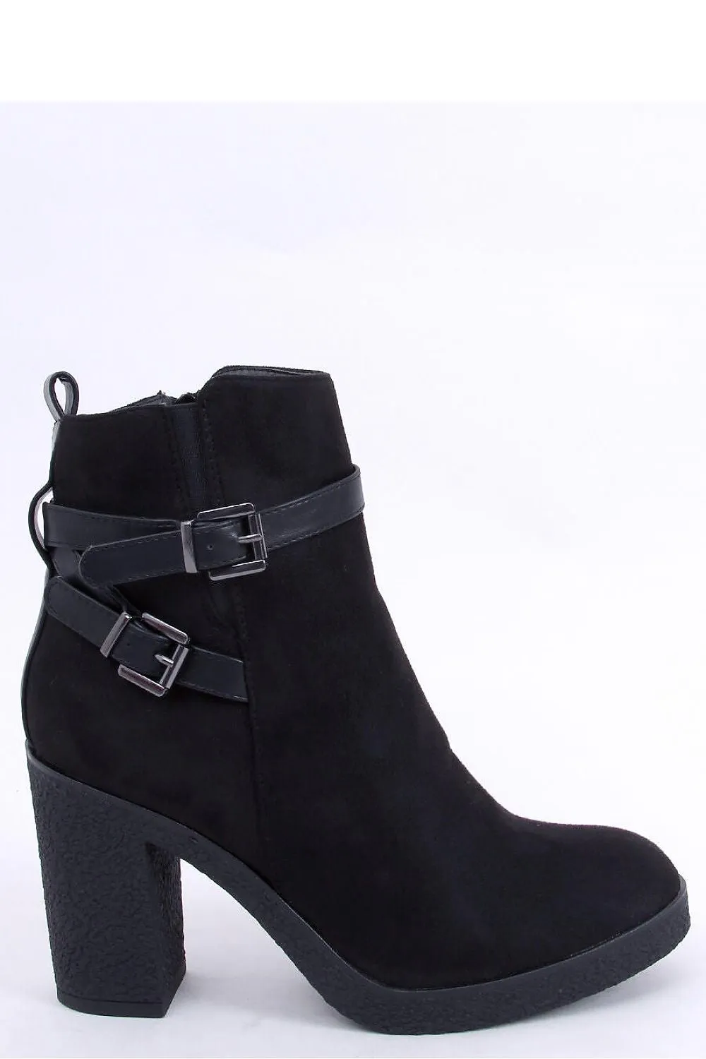 Heel boots
