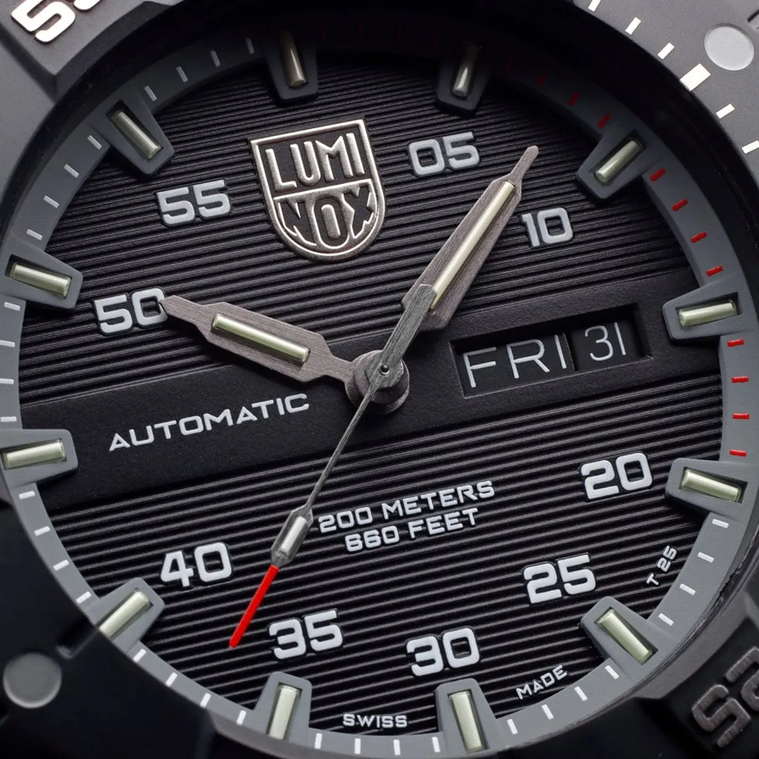 Luminox Master Carbon SEAL Automatic Grey Watch XS.3862