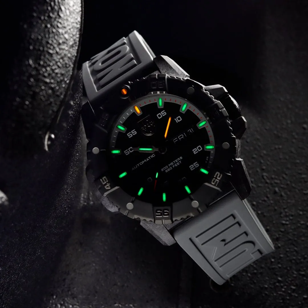Luminox Master Carbon SEAL Automatic Grey Watch XS.3862