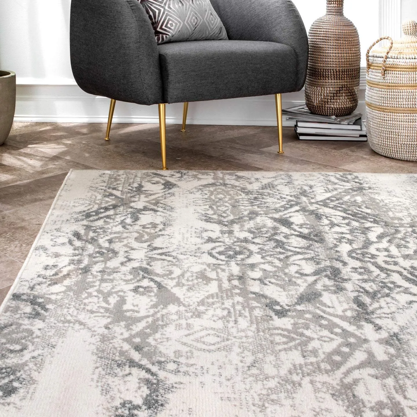 NEW nuLOOM Freja Distressed Area Rug, 4' x 6', Grey! Made in Egypt!