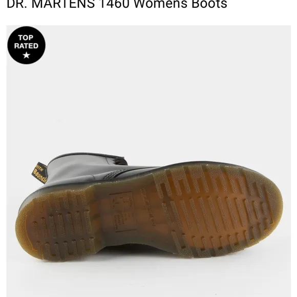 NWOT Dr. Martens girls boots