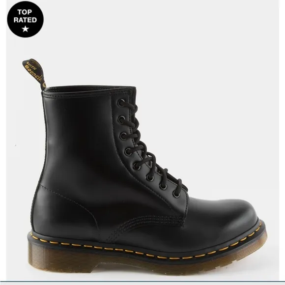 NWOT Dr. Martens girls boots
