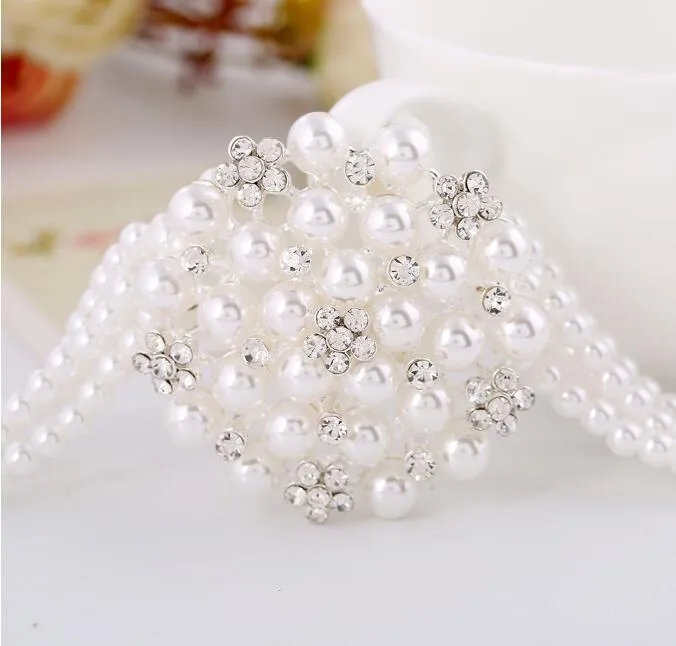 The "PEARLfect ⚪️ Center-Piece" Necklace Set