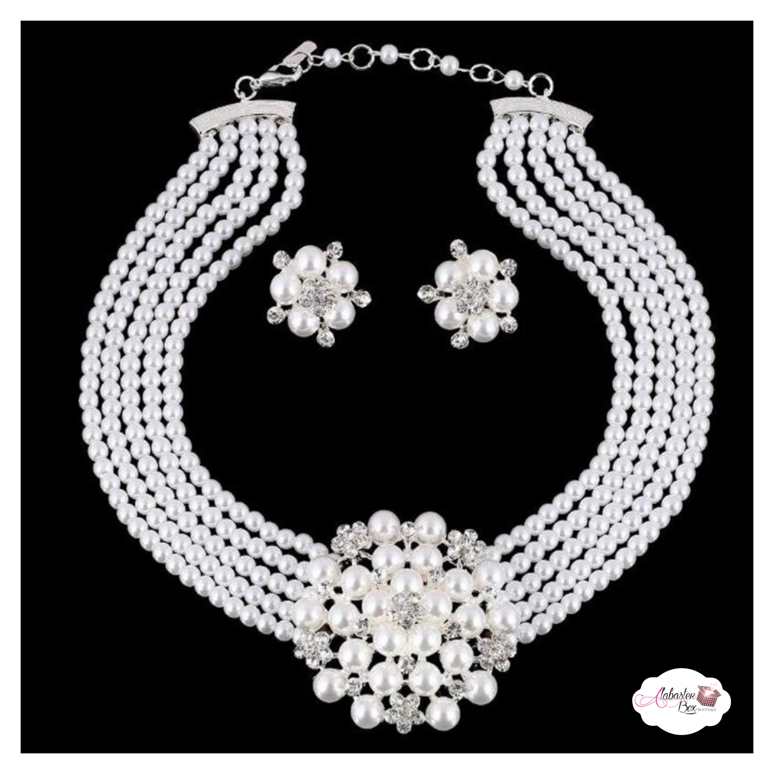 The "PEARLfect ⚪️ Center-Piece" Necklace Set