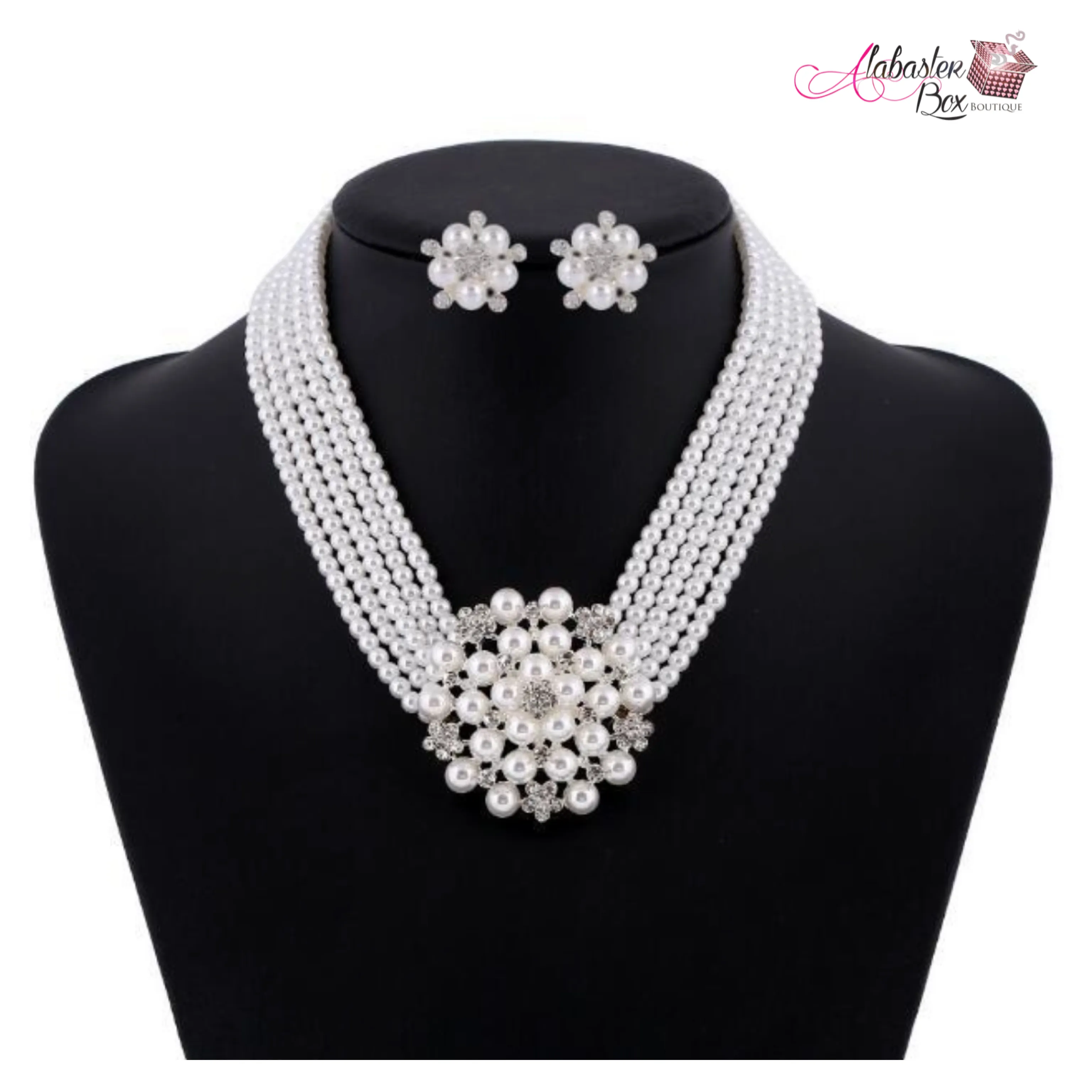 The "PEARLfect ⚪️ Center-Piece" Necklace Set