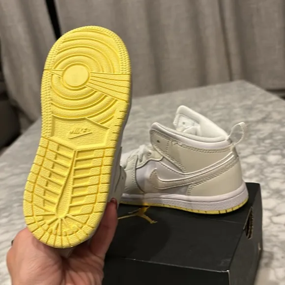 Toddler Air Jordan 1 Mid Sail/White/Light Laser Orange