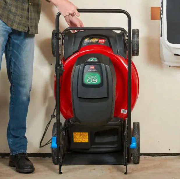 Toro 21357 Recycler 60V Cordless Lawn Mower