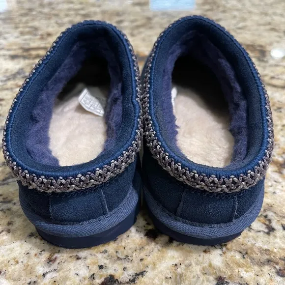 Ugg Tasman II (Toddler/ little kid) Navy, Size 1