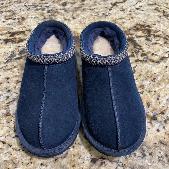 Ugg Tasman II (Toddler/ little kid) Navy, Size 1