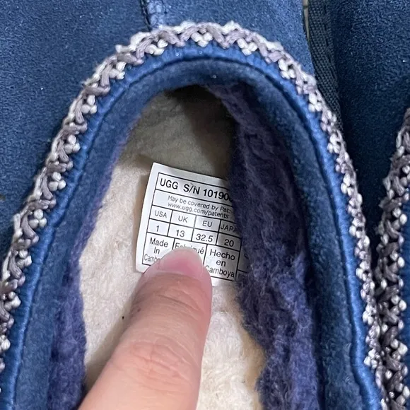 Ugg Tasman II (Toddler/ little kid) Navy, Size 1