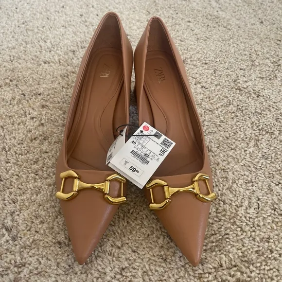 Zara Buckled Chunky High Heel Sz 40/9 NWT