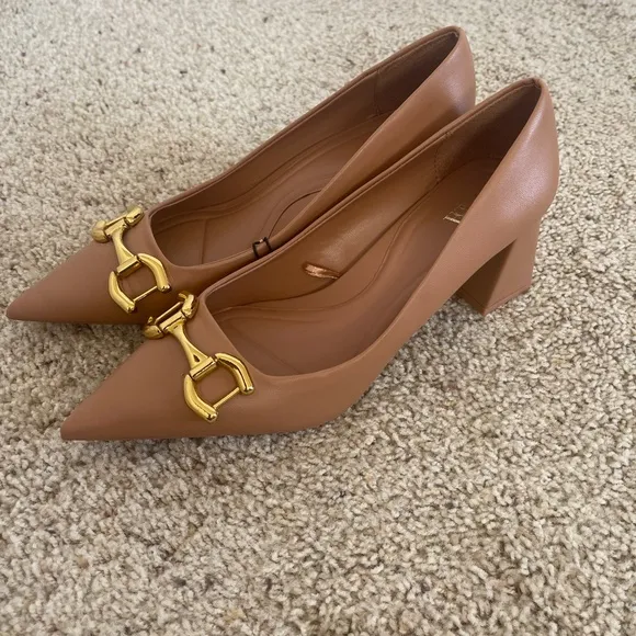 Zara Buckled Chunky High Heel Sz 40/9 NWT